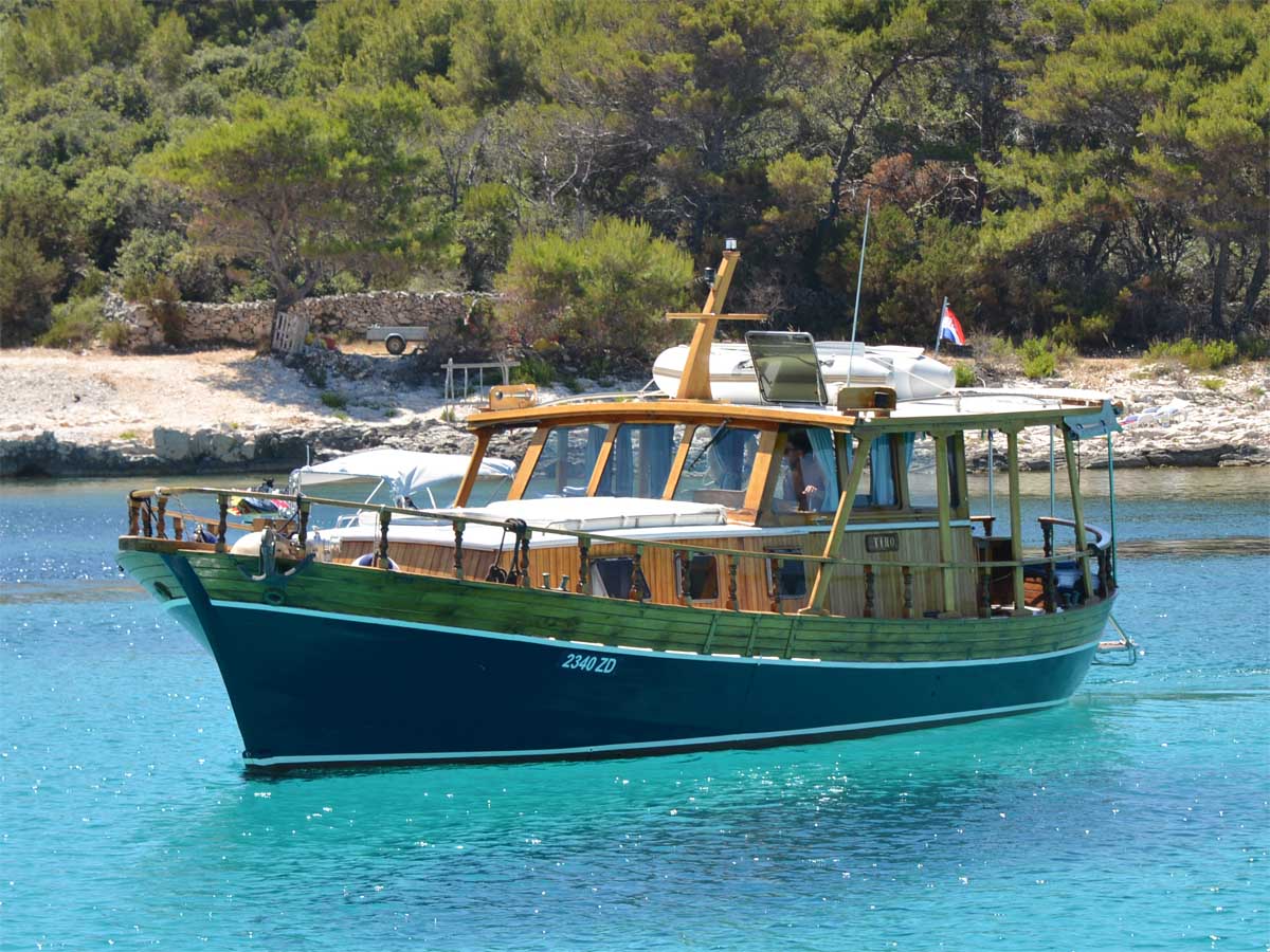 Classic Charter Lefkada